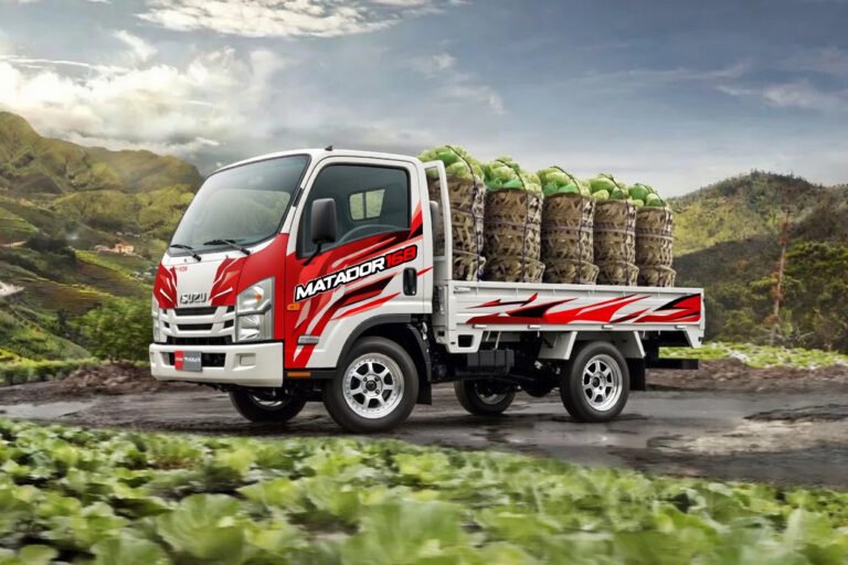 Isuzu Traga Jadi Pilihan Terbaik Pengganti Tahta Mitsubishi L300